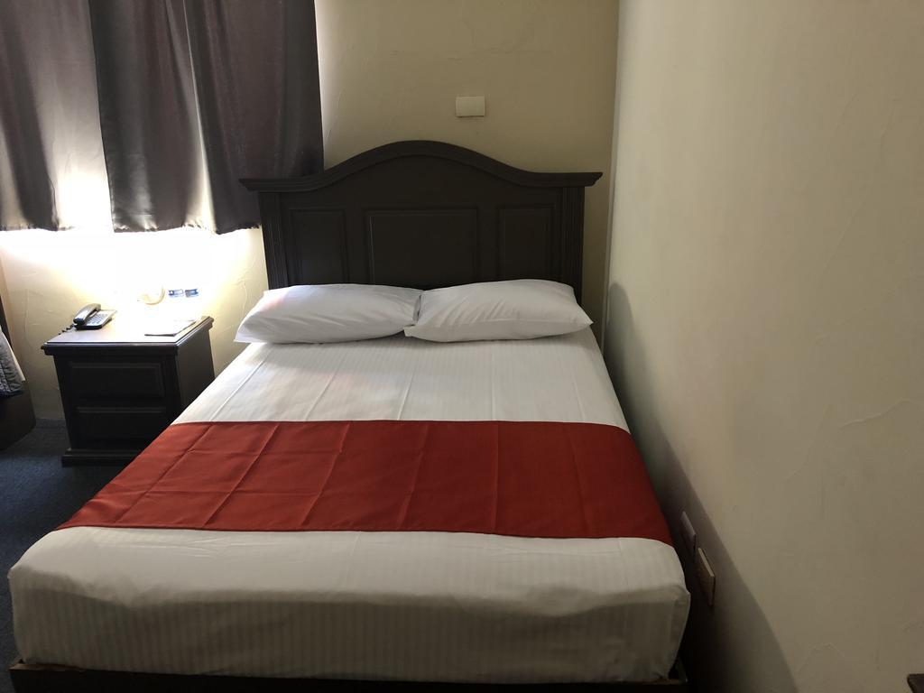 Hotel Plaza Del Arco - Монтерей Екстериор снимка