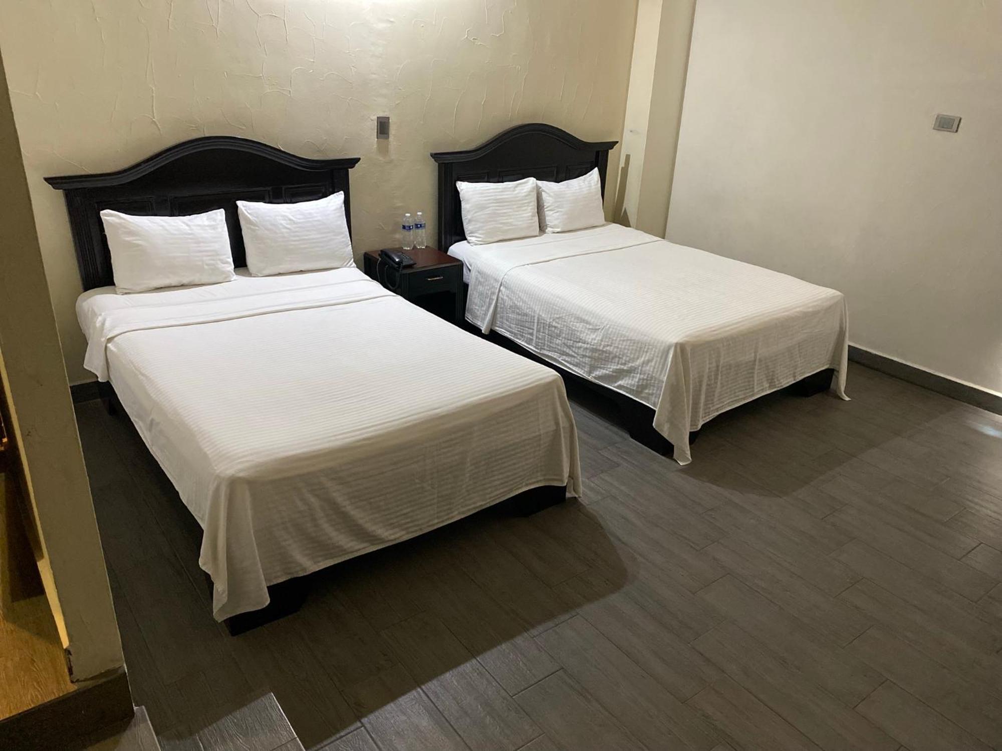 Hotel Plaza Del Arco - Монтерей Екстериор снимка