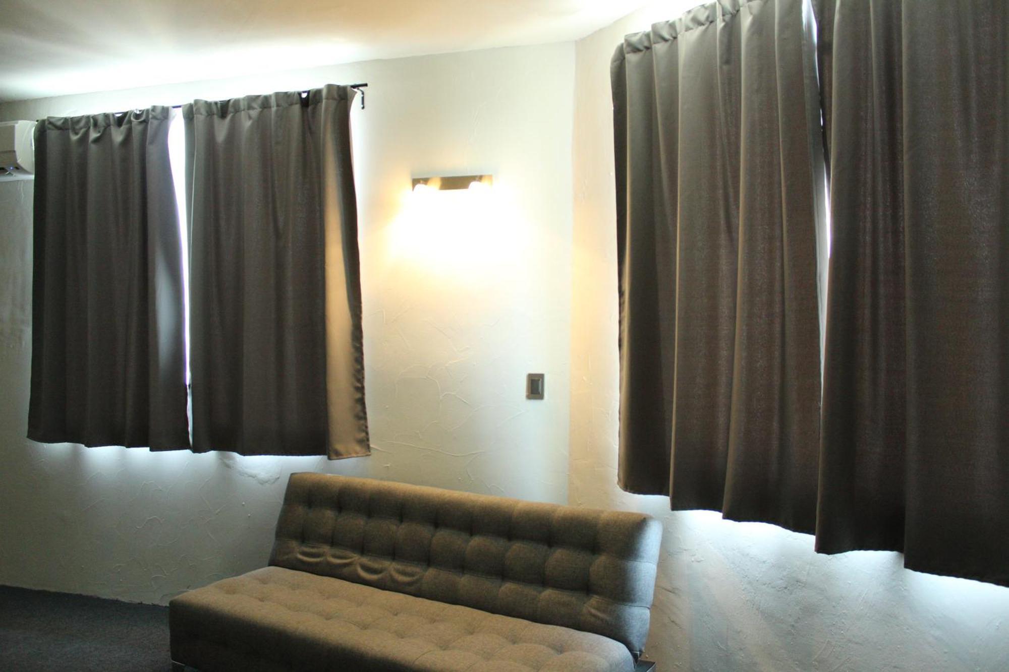 Hotel Plaza Del Arco - Монтерей Екстериор снимка